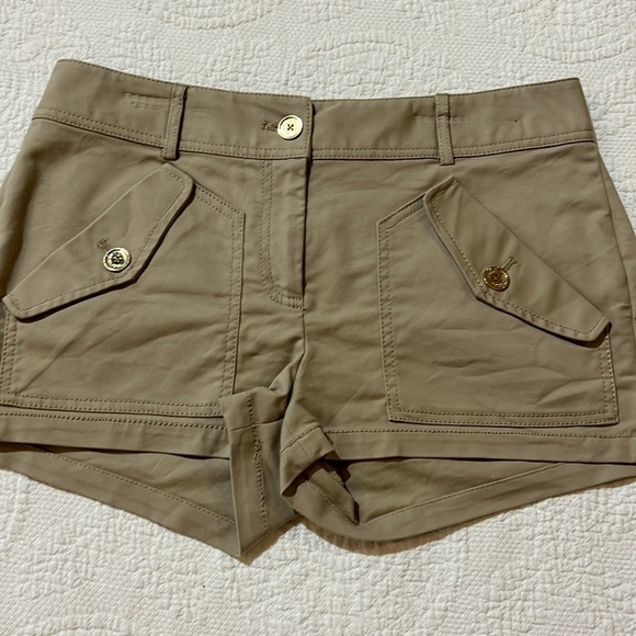 Michael Kors Shorts Bundle. 7 pairs Nearly NEW Size 4 - Picture 9 of 15